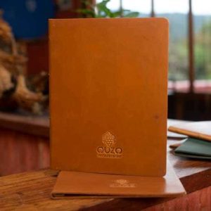 portacartas en cuero